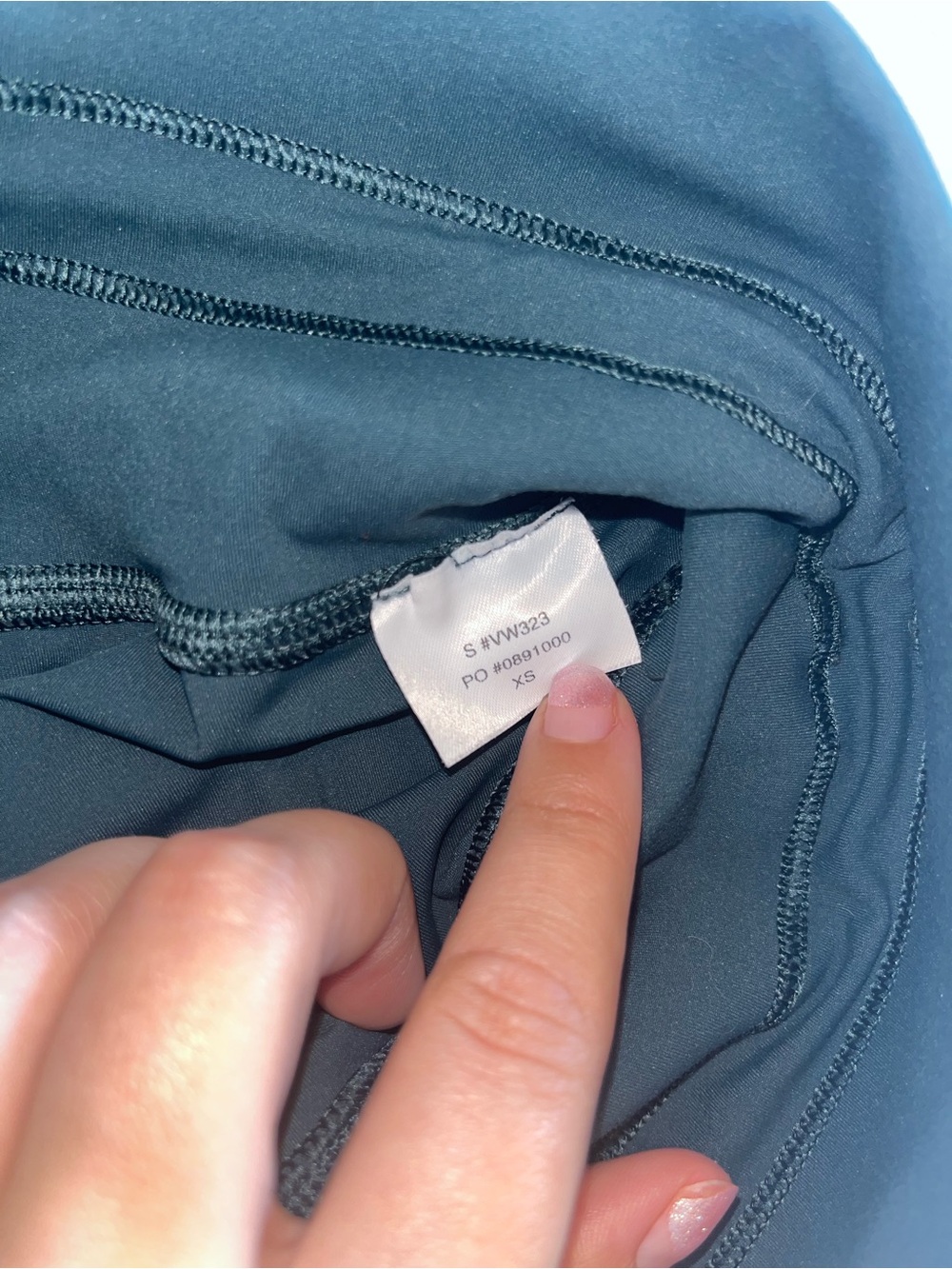 Vuori Daily Leggings - Picture 8 of 14